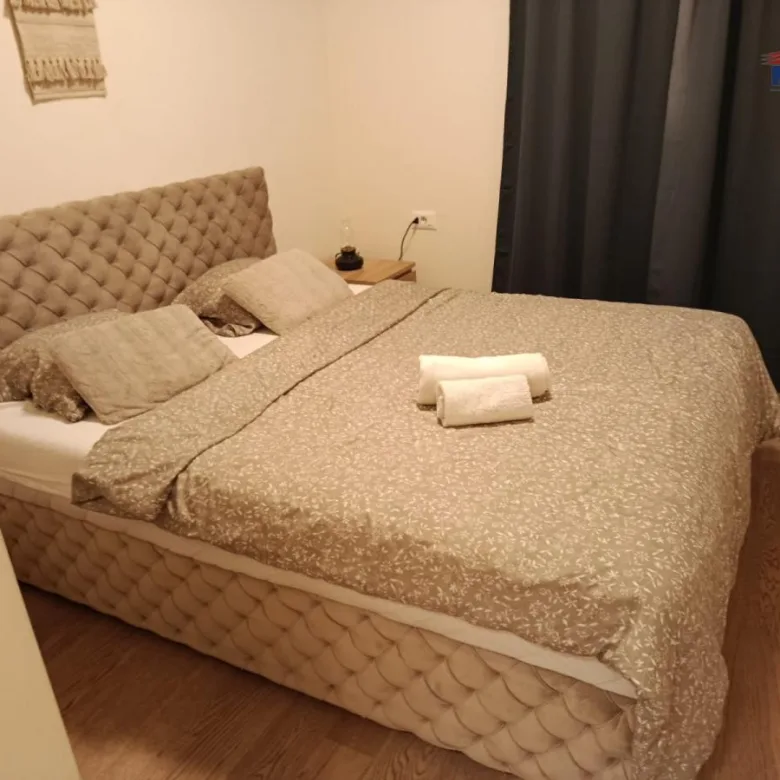 Dvoiposoban stan za izdavanje, Beograd na Vodi, Beograd, 75m², 1.700 €/mes