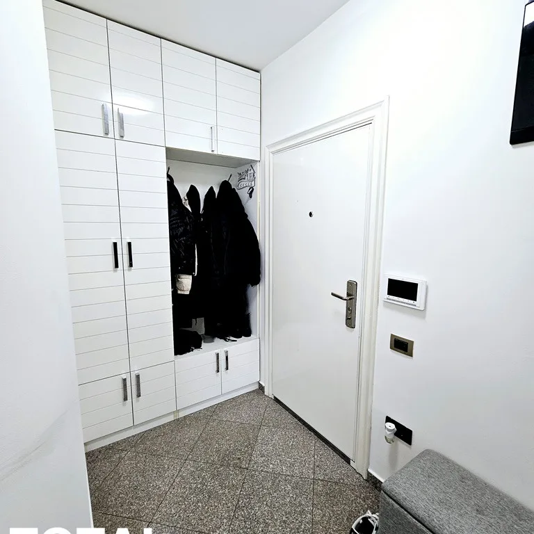Četvorosoban stan na prodaju, Centar, Novi Sad, 105m², 2. sprat, 310.000 €