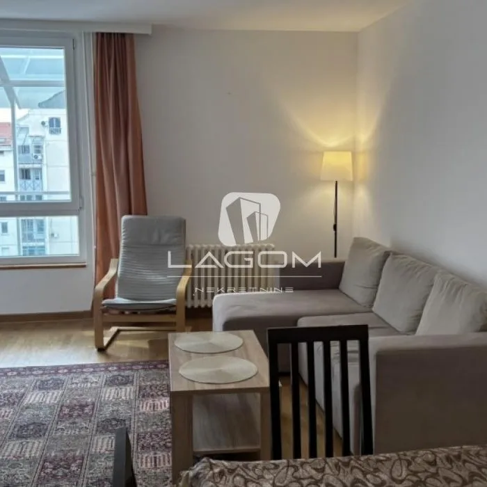 Stan Prodaja Beograd Blok 71 67 m2