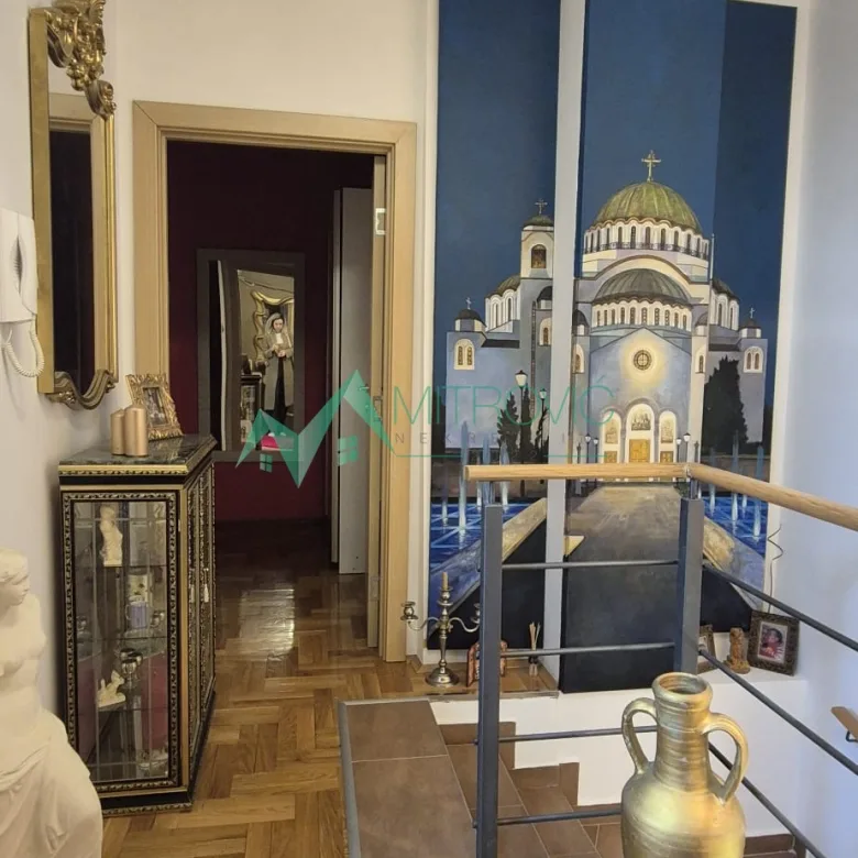 Četvoroiposoban stan na prodaju, Novo Naselje, Novi Sad, 120m², 298.700 €