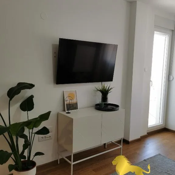 Jednoiposoban stan za izdavanje, Podbara, Novi Sad, 45m², 500 €/mes