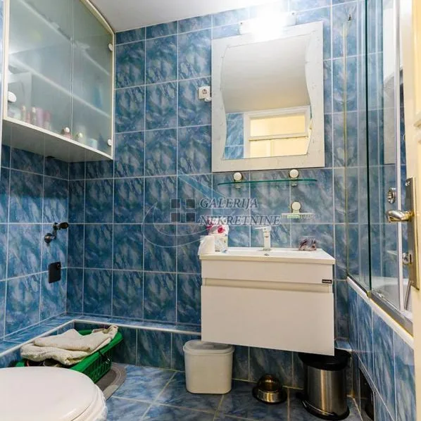 Četvorosoban stan na prodaju, Centar, Beograd, 105m², 349.000 €