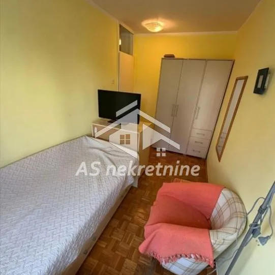 Četvorosoban stan za izdavanje, Blok 72, Beograd, 93m², 1.000 €/mes