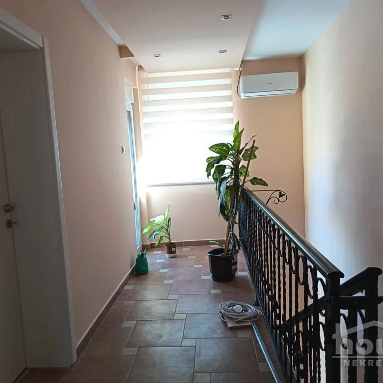 Trosoban stan za izdavanje, Salajka, Novi Sad, 100m², 750 €/mes