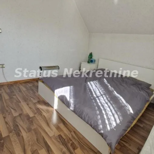 Kuća Prodaja Temerin  288 m2