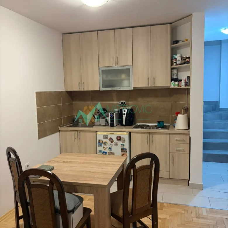 Stan Prodaja Novi Sad  44 m2