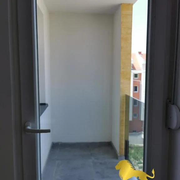 Stan Izdavanje Novi Sad  45 m2