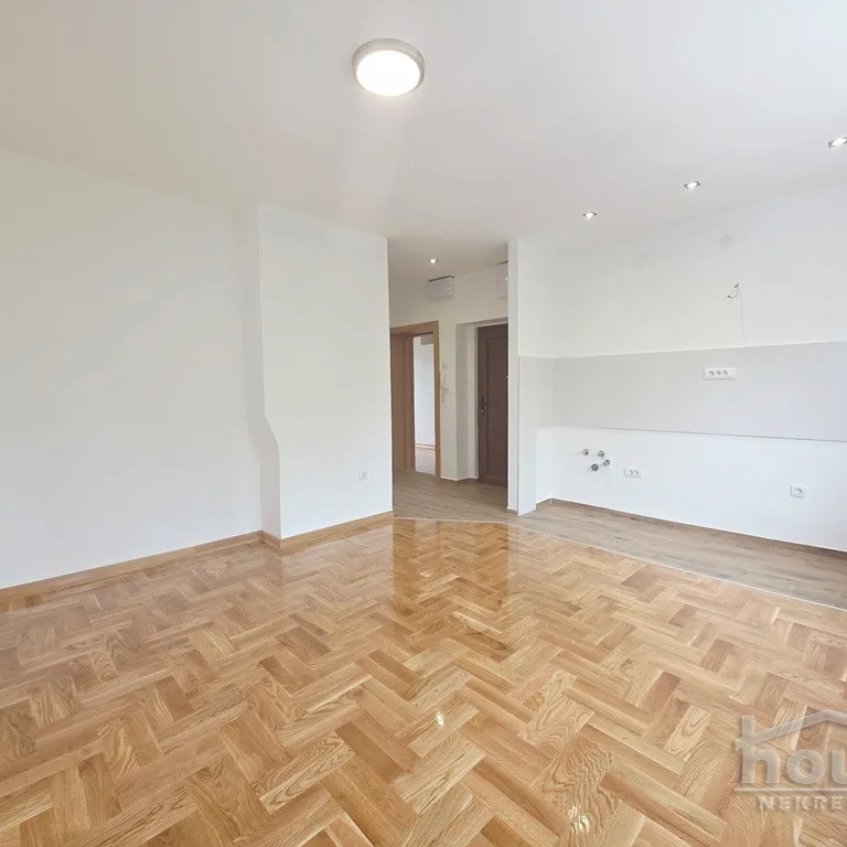 Stan Prodaja Novi Sad  49 m2