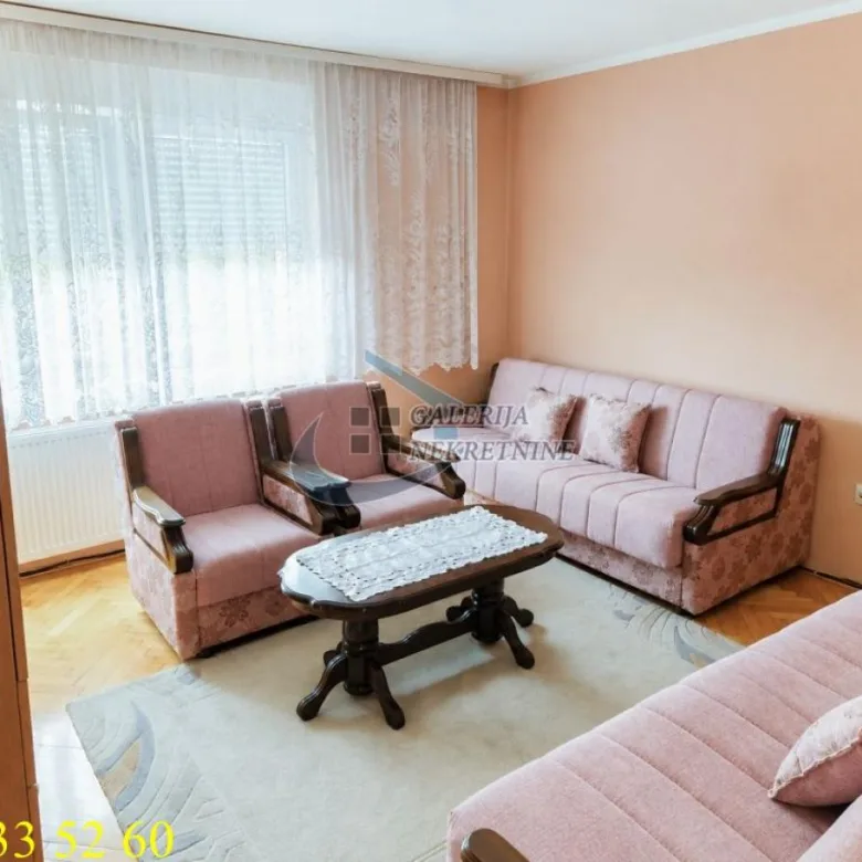 Kuća na prodaju, Centar, Inđija, 190m², 190.000 €