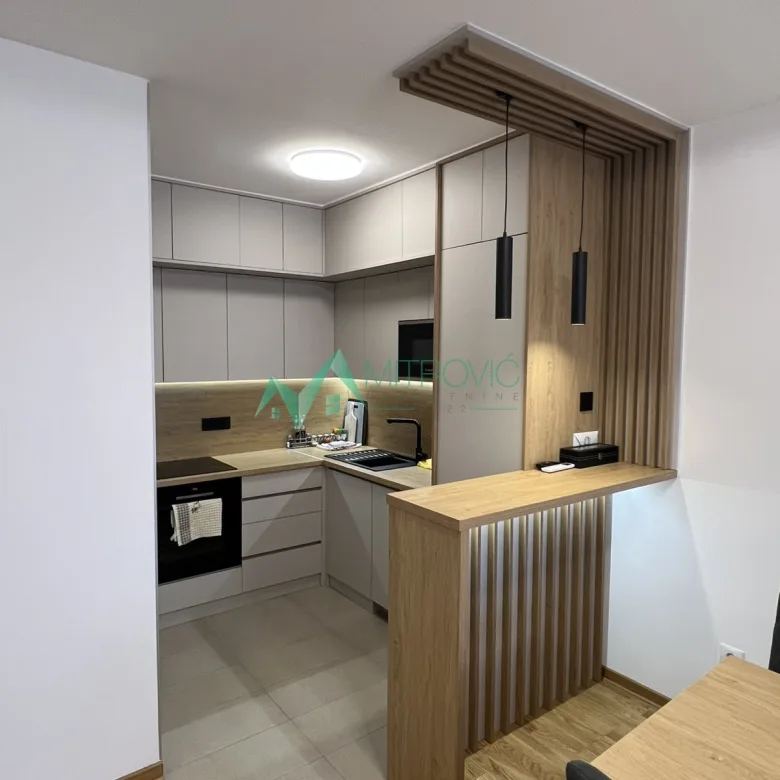 Stan Prodaja Novi Sad  45 m2
