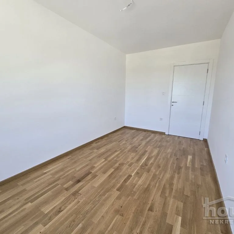 Četvorosoban stan na prodaju, Telep, Novi Sad, 87m², 1. sprat, 196.185 €
