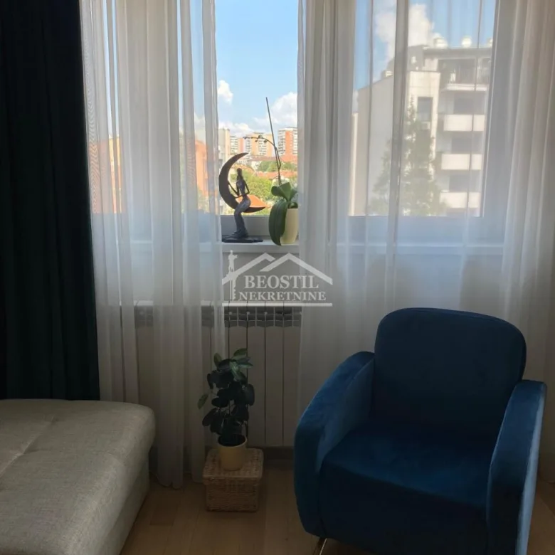 Stan Izdavanje Beograd Cvetkova Pijaca 62 m2