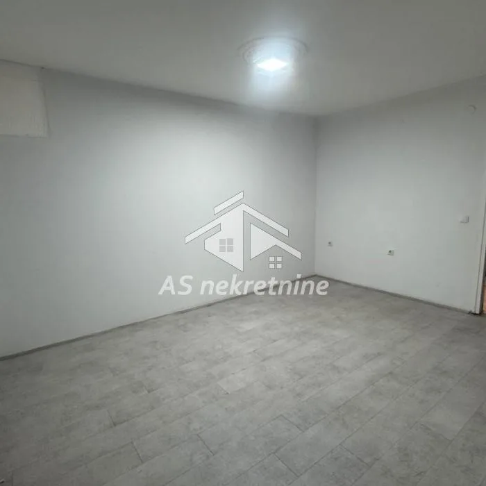 Kuća Izdavanje Beograd Donji Grad 250 m2