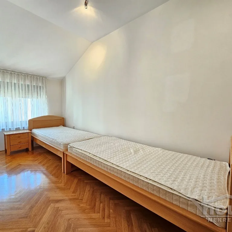 Troiposoban stan za izdavanje, Bulevar Oslobođenja, Novi Sad, 78m², 750 €/mes
