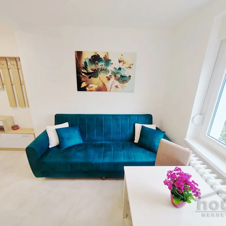 Stan Prodaja Novi Sad  14 m2