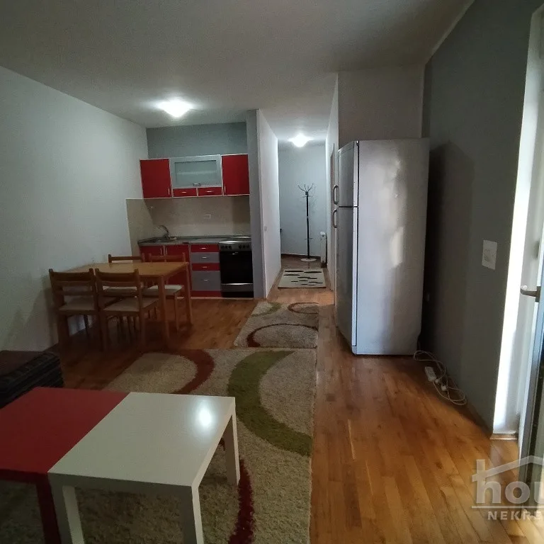 Stan Izdavanje Novi Sad  50 m2