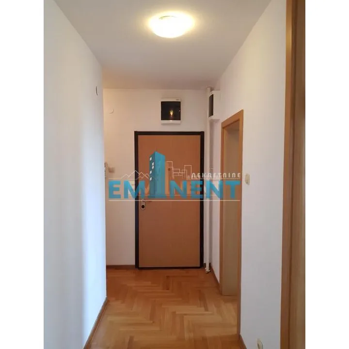 Trosoban stan za izdavanje, Blok 29, Beograd, 92m², 1.100 €/mes