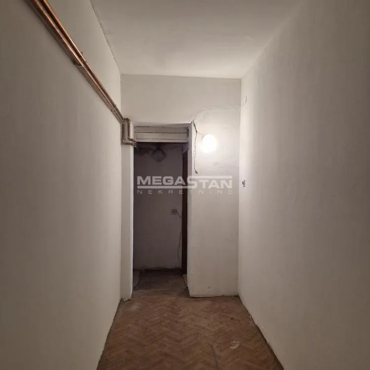 Četvorosoban stan na prodaju, Mašinski Fakultet, Beograd, 96m², 259.000 €