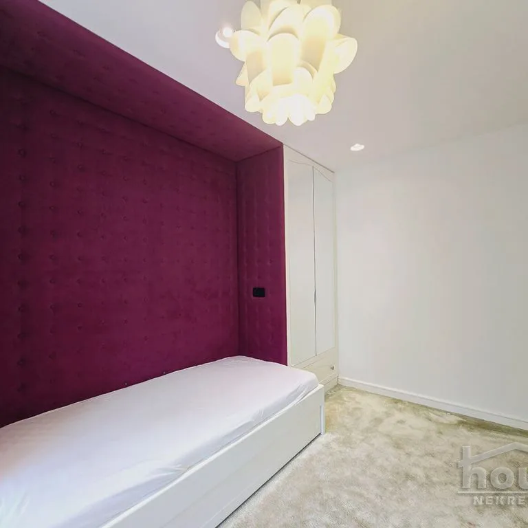 Četvorosoban stan na prodaju, Centar, Novi Sad, 113m², 460.000 €