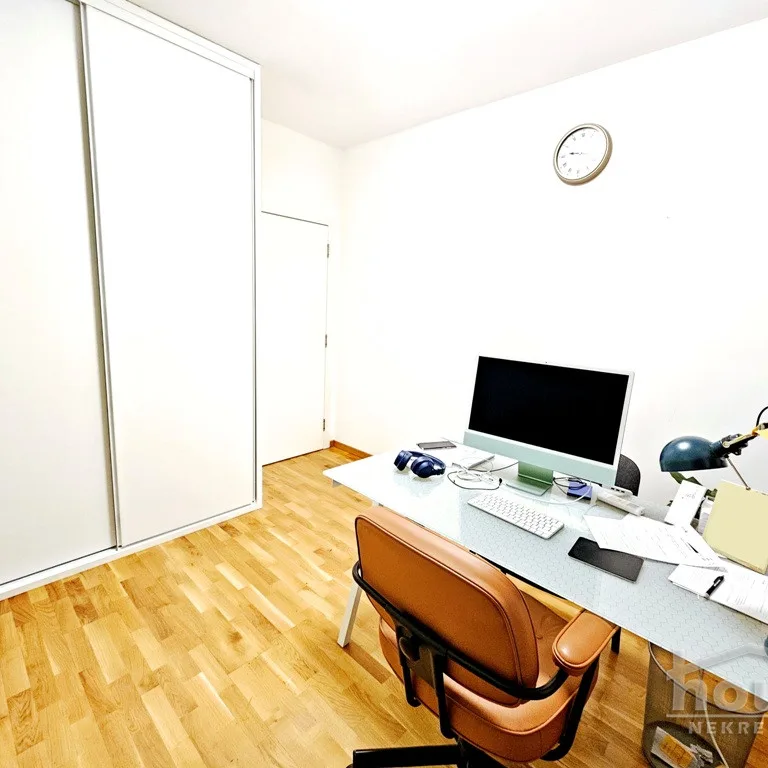 Četvorosoban stan na prodaju, Petrovaradin, Novi Sad, 83m², 1. sprat, 220.000 €