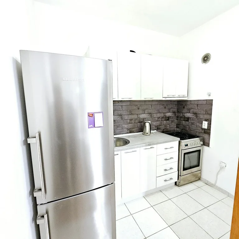 Jednoiposoban stan na prodaju, Centar, Novi Sad, 42m², 125.000 €