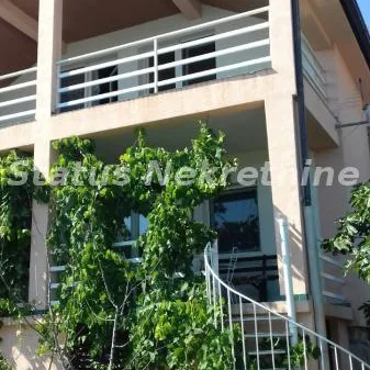 Kuća Prodaja Bar  190 m2