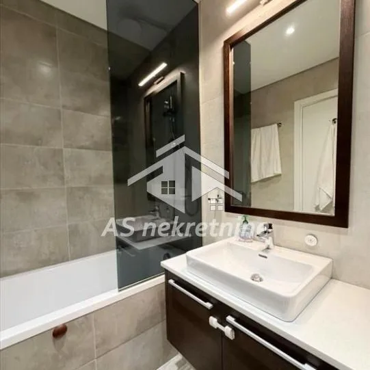 Dvosoban stan za izdavanje, Beograd na Vodi, Beograd, 61m², 6. sprat, 1.800 €/mes
