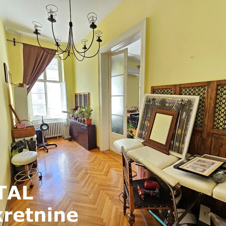 Trosoban stan na prodaju, Centar, Novi Sad, 88m², 1. sprat, 300.000 €