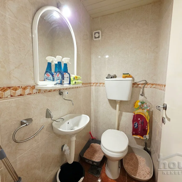 Troiposoban stan na prodaju, Grbavica, Novi Sad, 79m², 2. sprat, 250.000 €