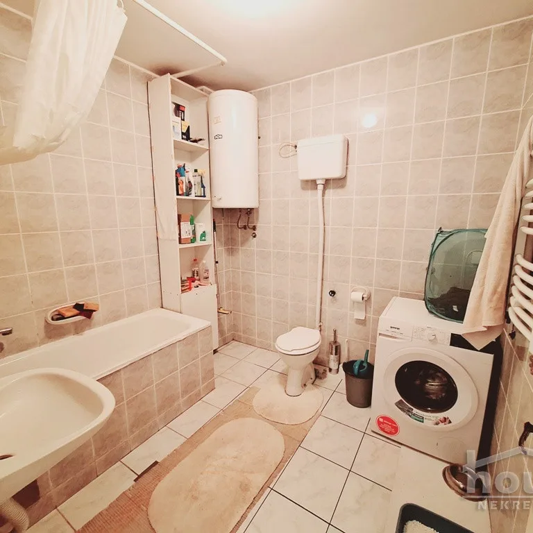 Trosoban stan na prodaju, Centar, Novi Sad, 83m², 2. sprat, 290.000 €