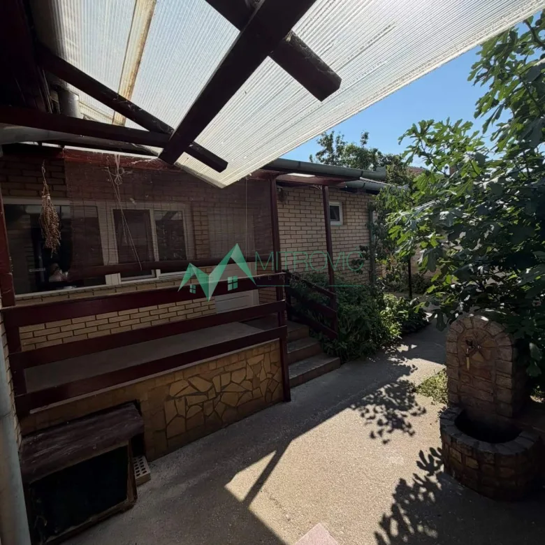 Kuća Prodaja Novi Sad  112 m2