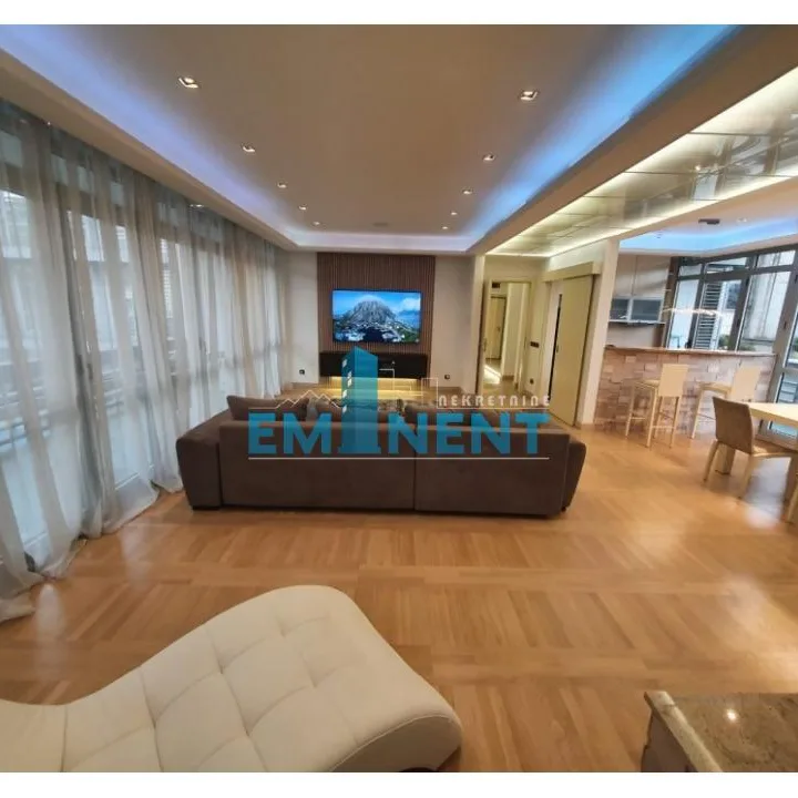 Stan Izdavanje Beograd Dedinje 148 m2