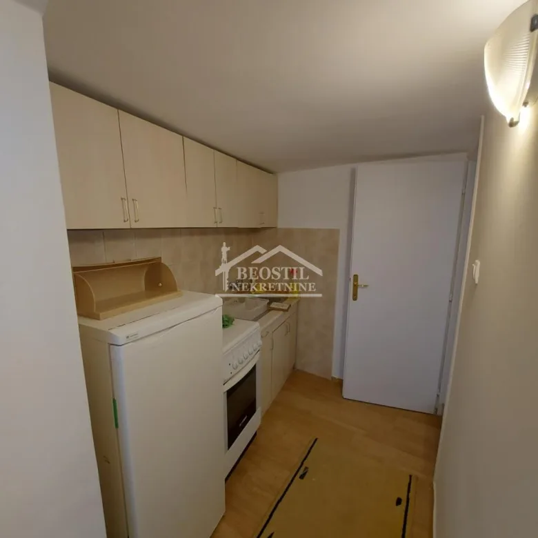 Stan Prodaja Beograd Đeram Pijaca 24 m2