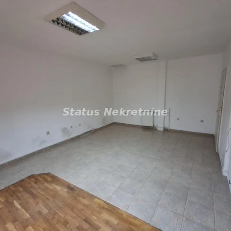 Petosoban stan za izdavanje, Centar, Novi Sad, 170m², 1.000 €/mes
