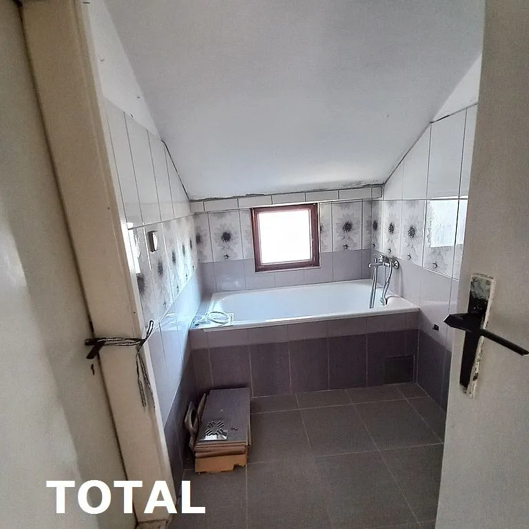 Kuća na prodaju, Adice, Novi Sad, 180m², 300.000 €