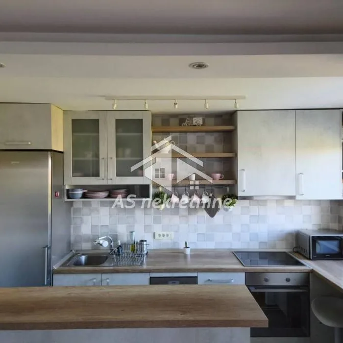 Stan Izdavanje Beograd Blok 28 58 m2