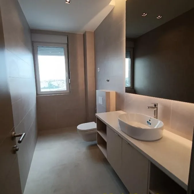 Stan Prodaja Beograd Trošarina 168 m2