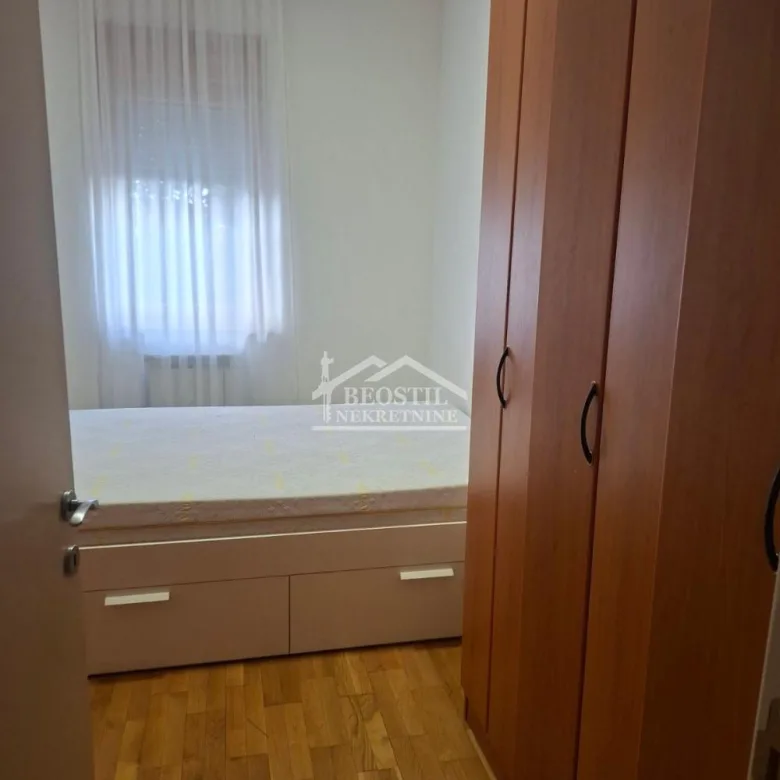 Stan Izdavanje Beograd Denkova Bašta 43 m2