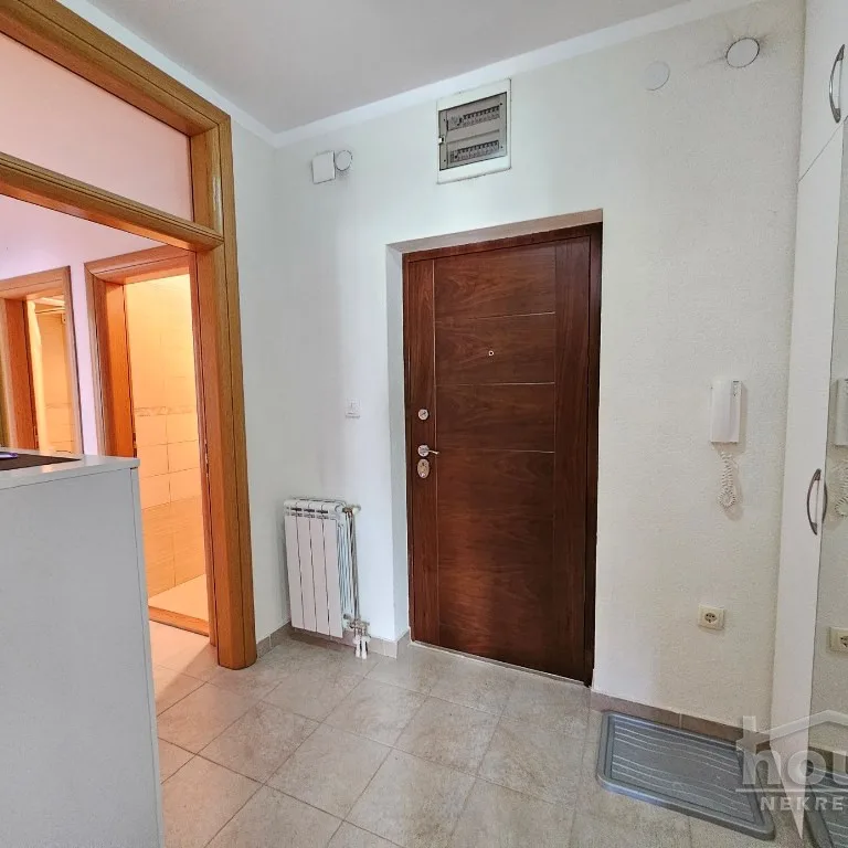 Troiposoban stan za izdavanje, Bulevar Oslobođenja, Novi Sad, 78m², 750 €/mes