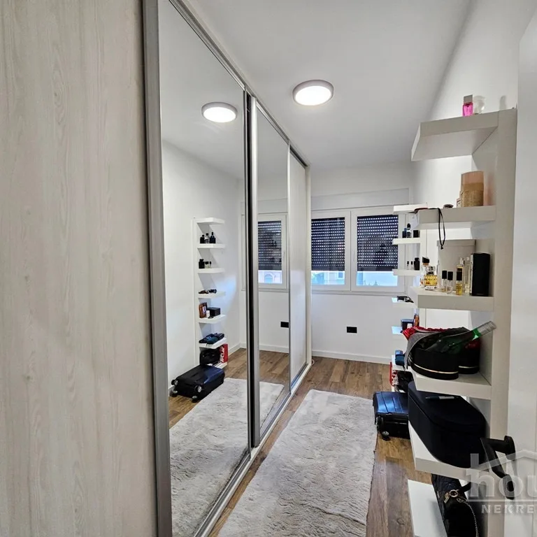 Troiposoban stan na prodaju, Veternička Rampa, Novi Sad, 87m², 300.000 €