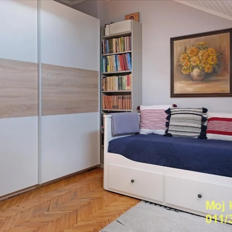 Četvorosoban stan na prodaju, Zemun Polje, Beograd, 100m², 169.000 €
