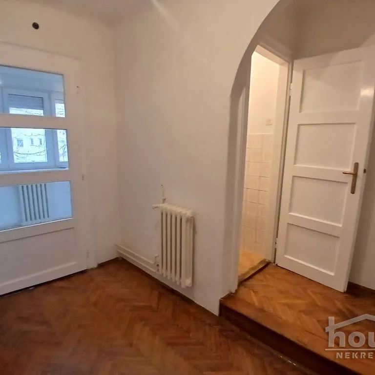 Trosoban stan na prodaju, Centar, Novi Sad, 77m², 2. sprat, 215.600 €