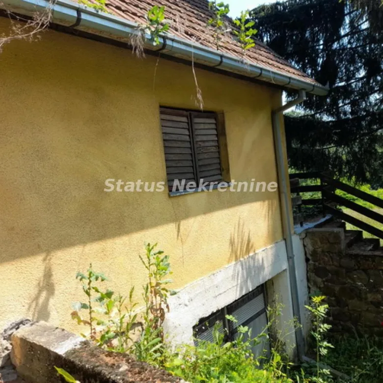 Plac na prodaju, Vrdnik, Irig, 135,68 ari, 890.000 €