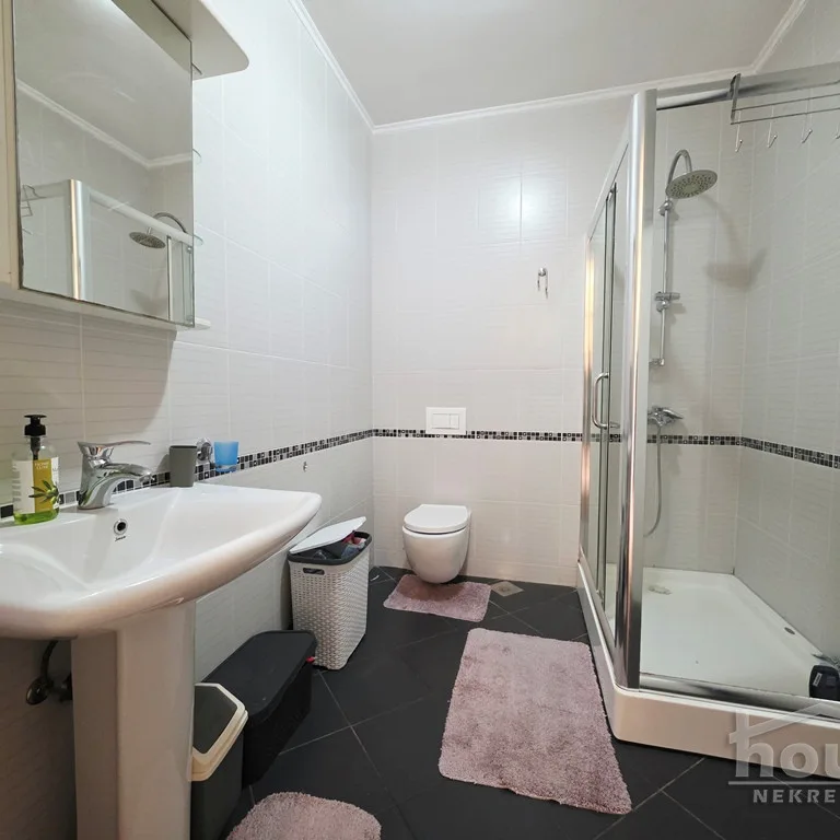 Trosoban stan za izdavanje, Centar, Novi Sad, 87m², 750 €/mes