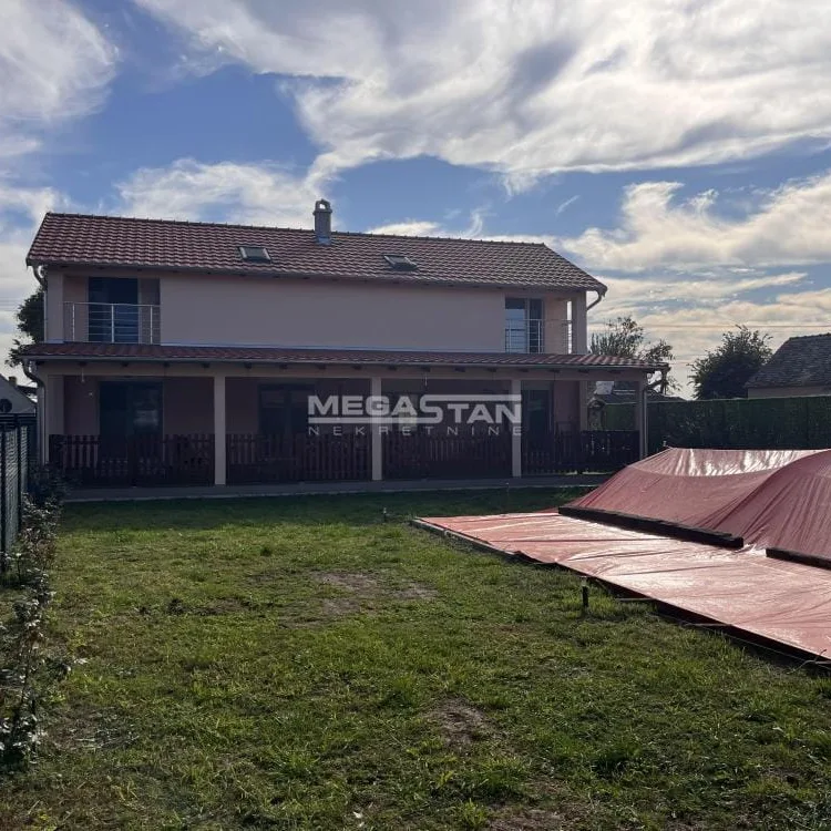 Kuća Prodaja Pećinci  145 m2