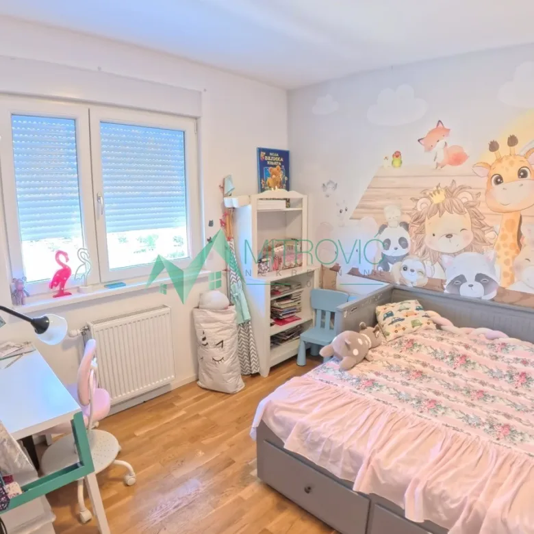 Četvorosoban stan na prodaju, Novo Naselje, Novi Sad, 88m², 386.250 €