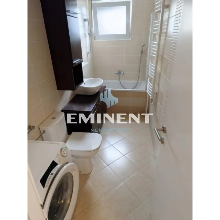 Trosoban stan za izdavanje, Blok 70a, Beograd, 72m², 900 €/mes