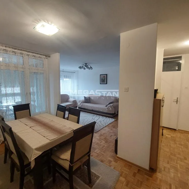 Trosoban stan za izdavanje, Banjica, Beograd, 77m², 650 €/mes