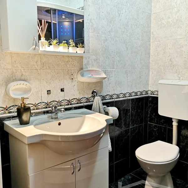 Četvoroiposoban stan na prodaju, Bulevar Evrope, Novi Sad, 90m², 185.000 €