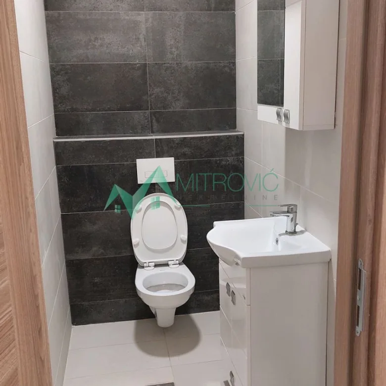 Stan Prodaja Petrovaradin  82 m2